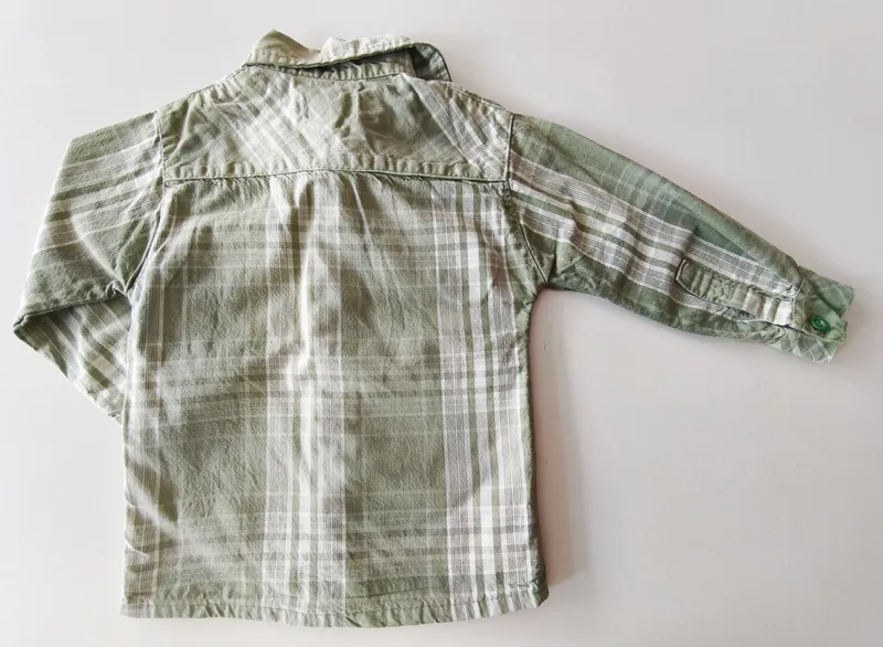 Camisa manga larga. cirilo. talle 3.