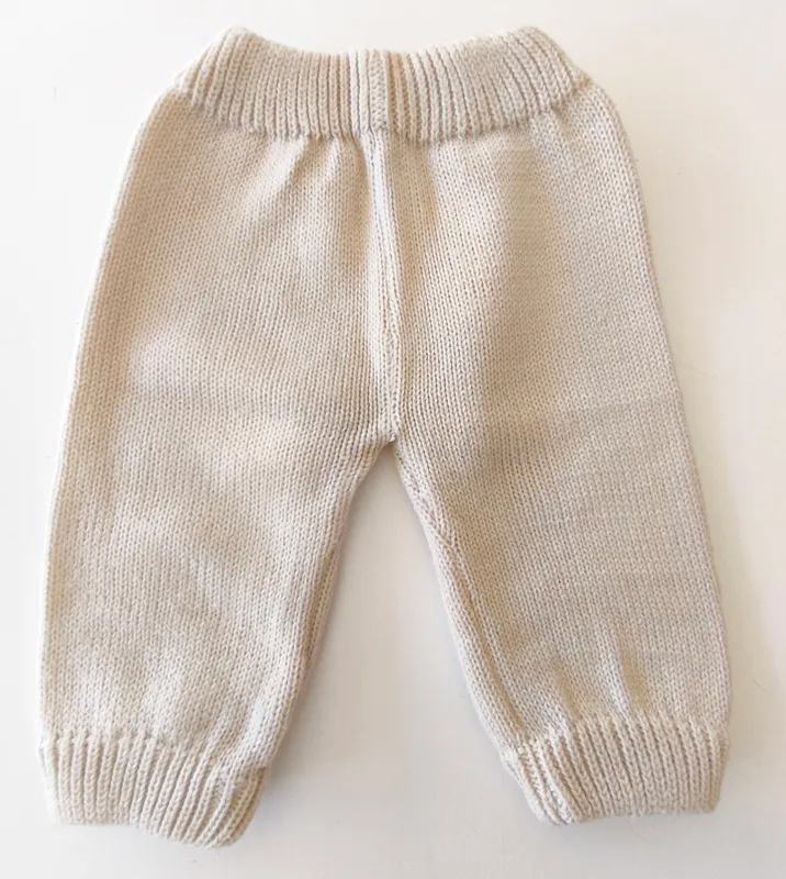 Conjunto tejido. talle 0 - 3 meses.