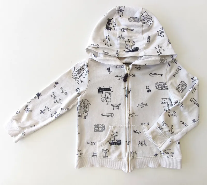 Campera deportiva. carter's. talle 24 meses.