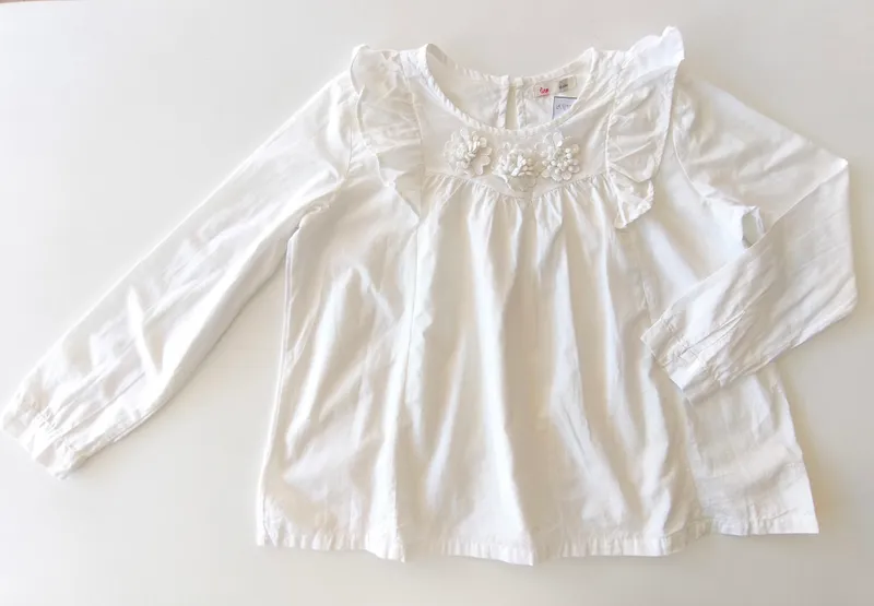 Blusa manga larga. lino. talle 10.