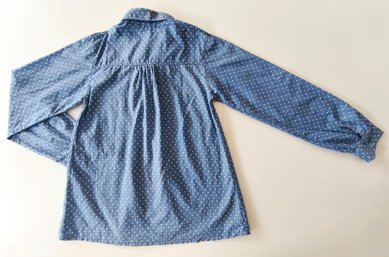 Blusa. bas. talle 8.