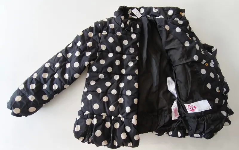 Campera. disney. talle 7 - 8.