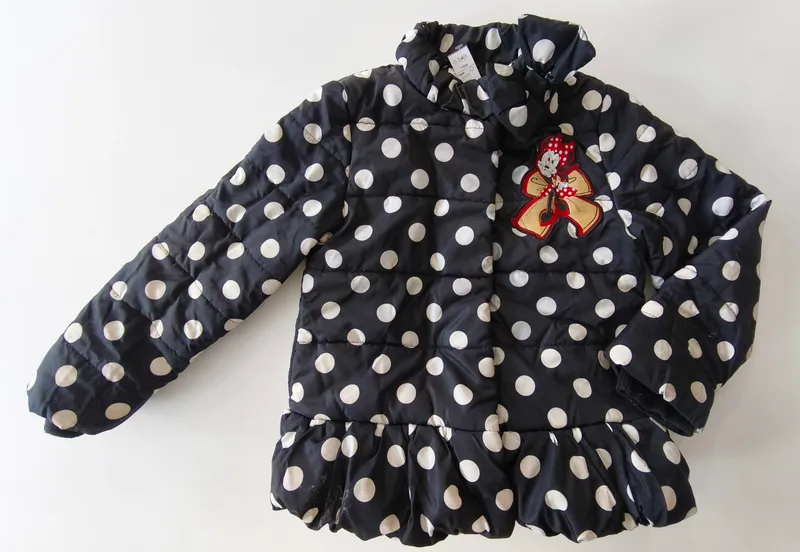 Campera. disney. talle 7 - 8.