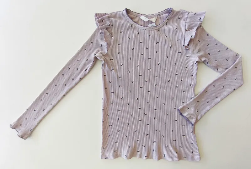 Remera manga larga. h&m. talle 8 - 10.