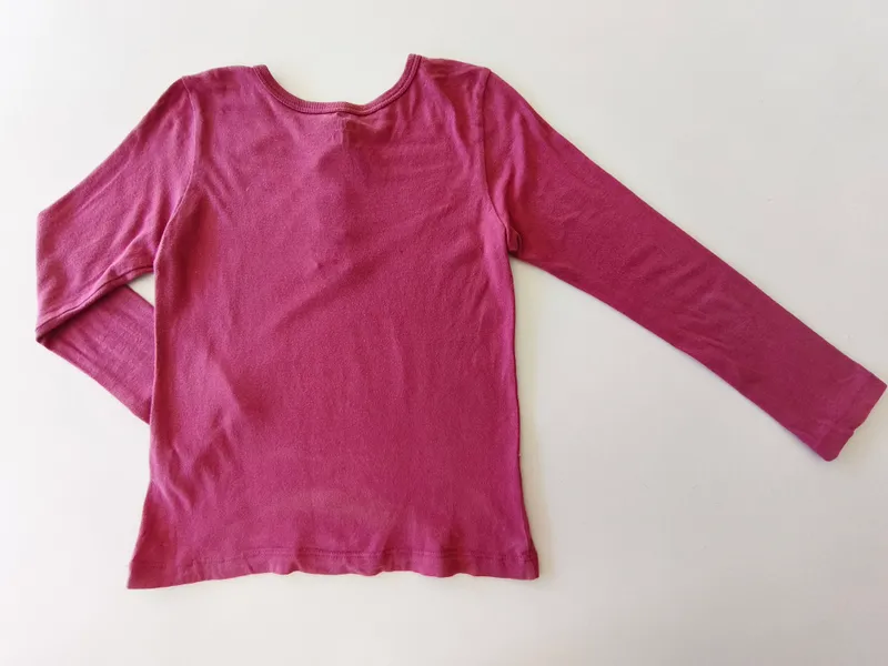Remera manga larga. hering. talle 8.