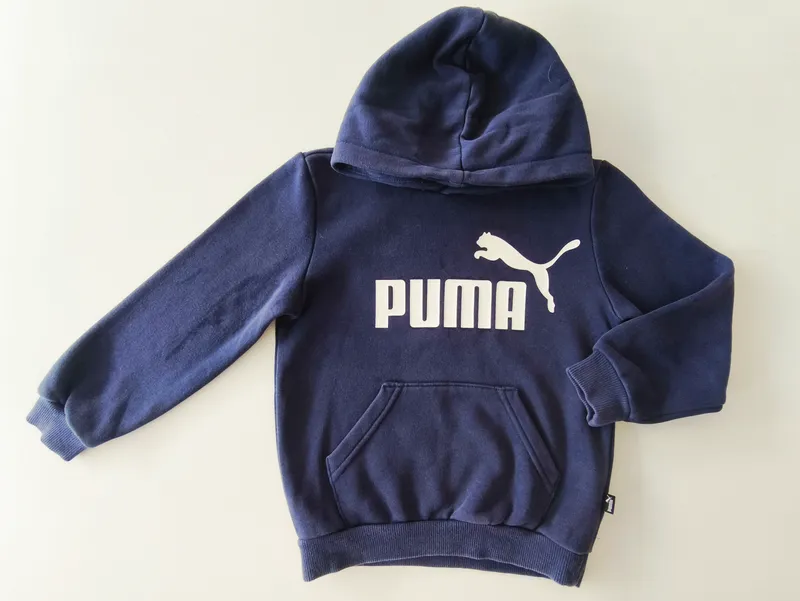 Buzo. puma. talle 5 - 6.