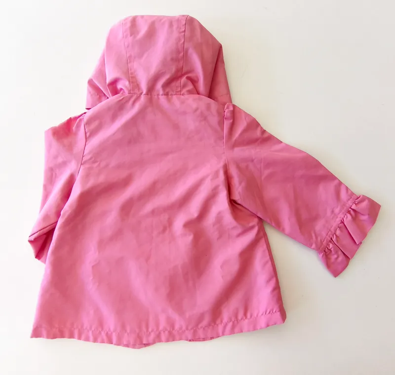 Campera. oshkosh. talle 18 meses.