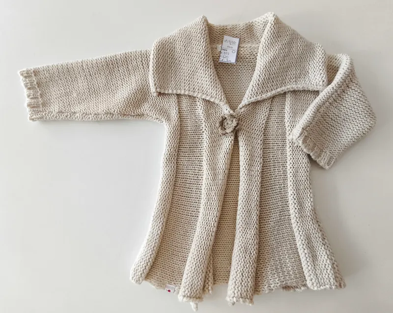 Saco. sky blue. talle 6 - 9 meses.