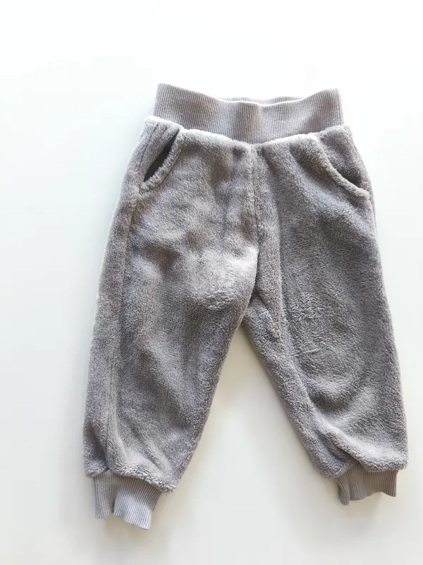 Jogging. maxwin. talle 9 - 12 meses.
