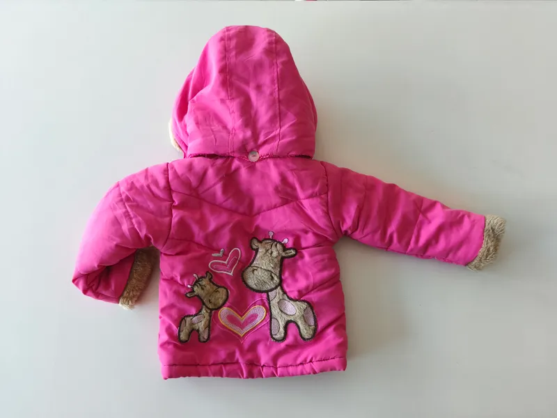 Campera. bungy girls. talle 6 meses.
