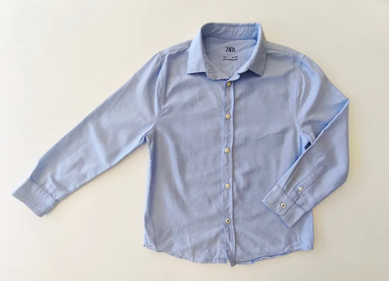 Camisa manga larga. zara. talle 7.