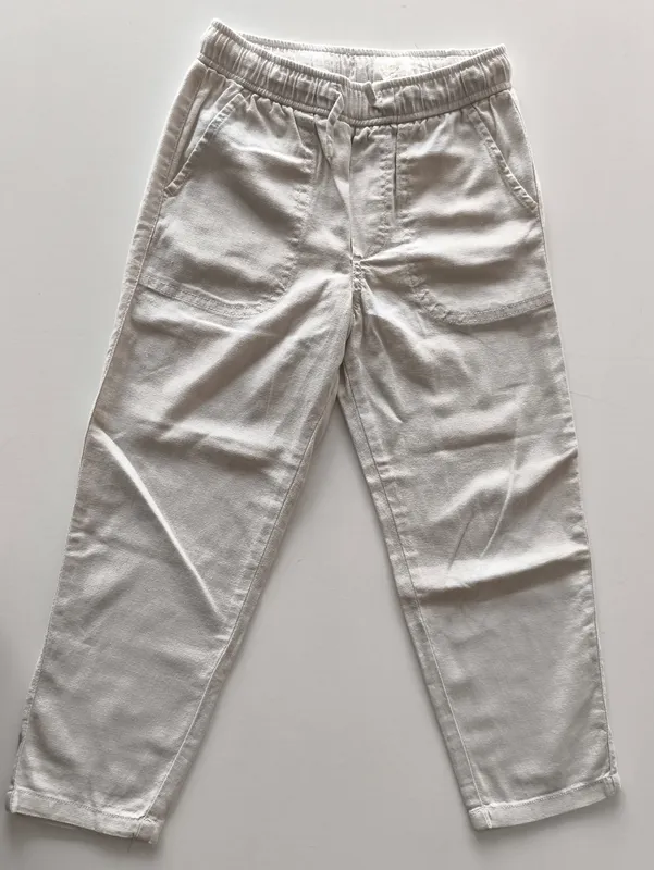 Pantalón de lino. zara. talle 6.