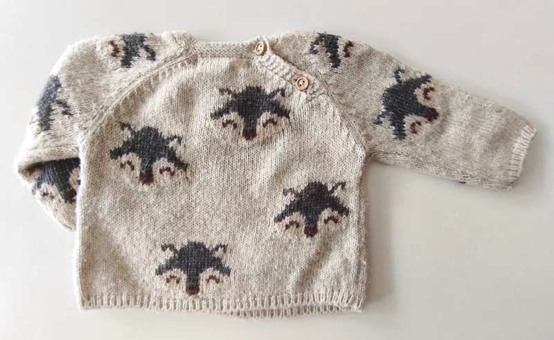 Sweater. zara. talle 0 - 1 mes.