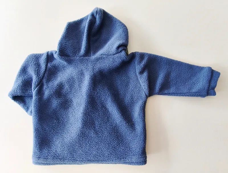 Conjunto de polar. talle 0 - 3 meses.