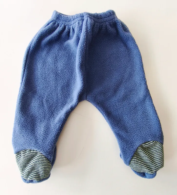 Conjunto de polar. talle 0 - 3 meses.