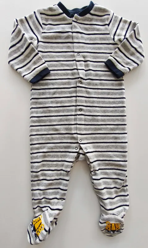 Pijama enterito. teddy boom. talle 9 - 12 meses.