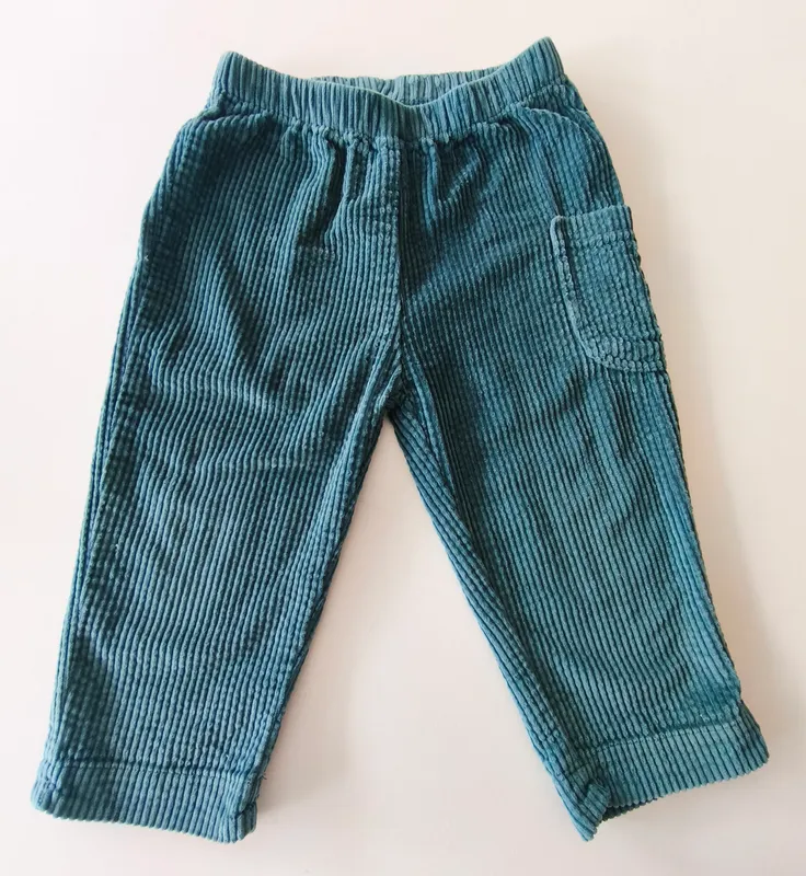 Pantalón. bas. talle 18 - 24 meses.