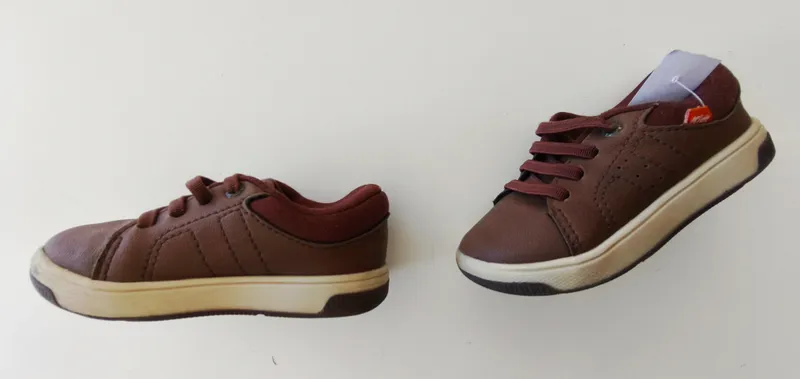 Championes. kidy. talle 23 eur.