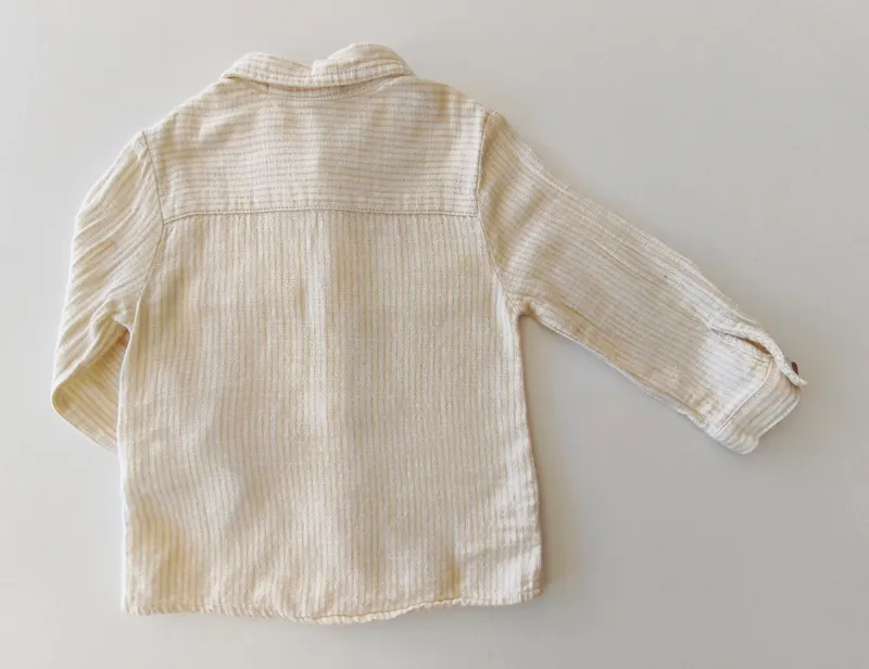 Camisa manga larga. bas. talle 9 - 12 meses.