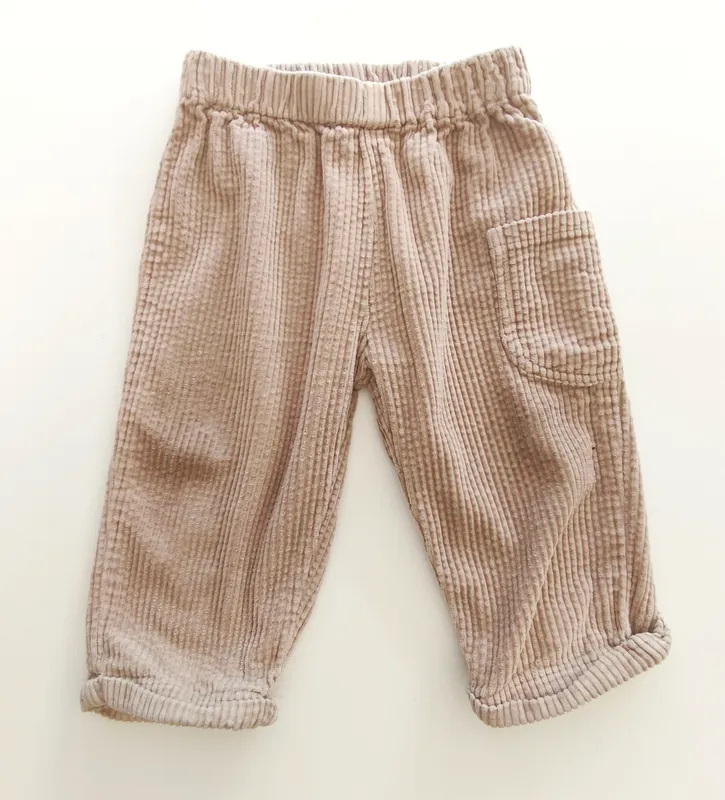 Pantalón. bas. talle 12 - 18 meses.