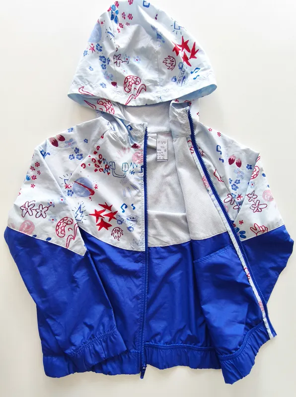 Campera. nike. talle 10 - 12.