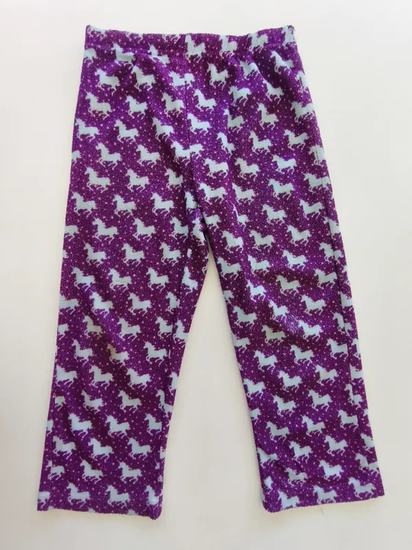 Pantalón pijama. bas. talle 6.