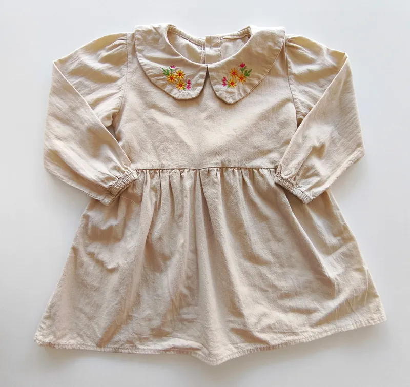 Vestido manga larga. m&k. talle 6.