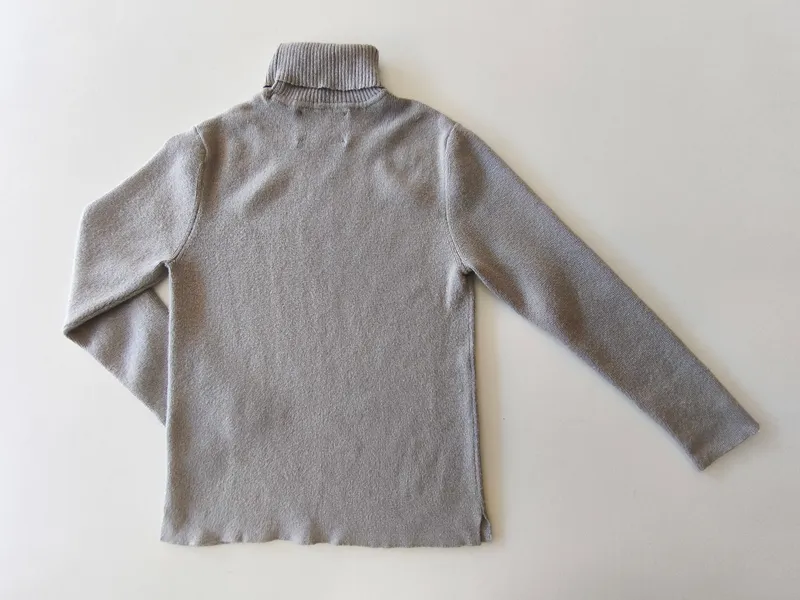 Sweater. zara. talle 5-6.