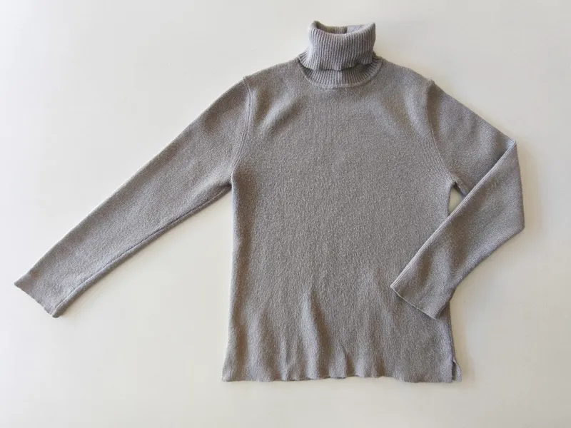 Sweater. zara. talle 5-6.