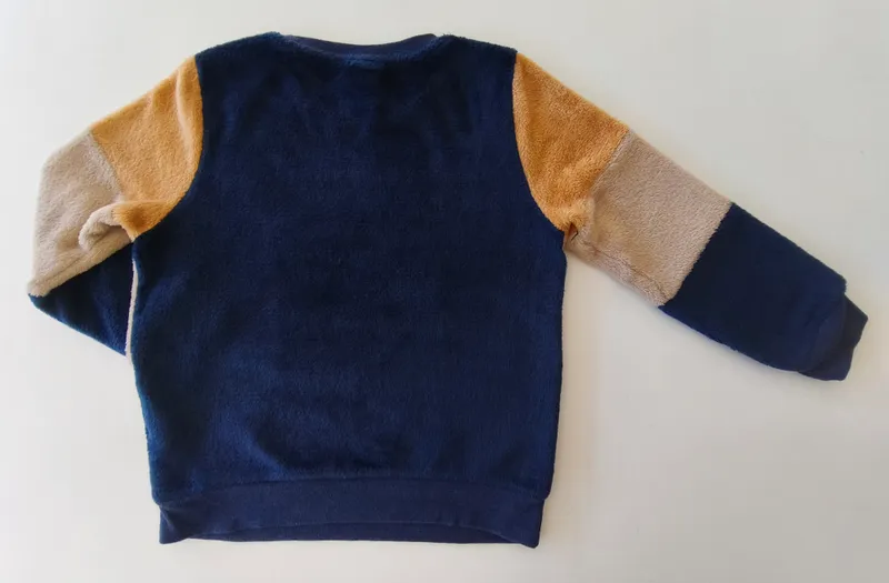 Pijama. accessories. talle 7 - 8.