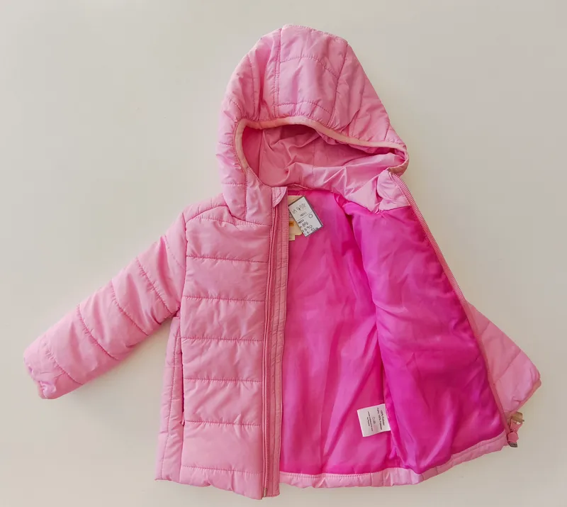 Campera. thomas trent. talle 9 - 12 meses.