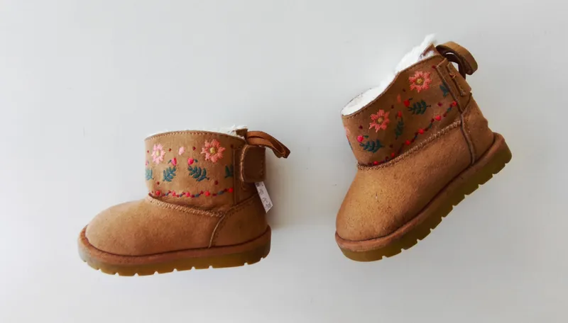 Bota. zara. talle 18 eur.