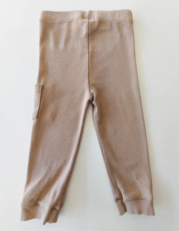 Jogging tipo calza. bas. talle 18 - 24m.