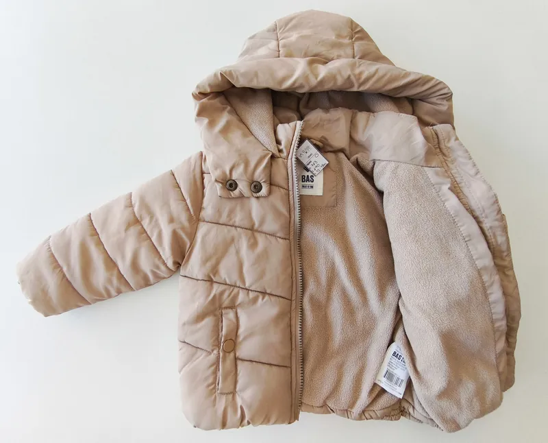 Campera. bas. talle 12 - 18m.