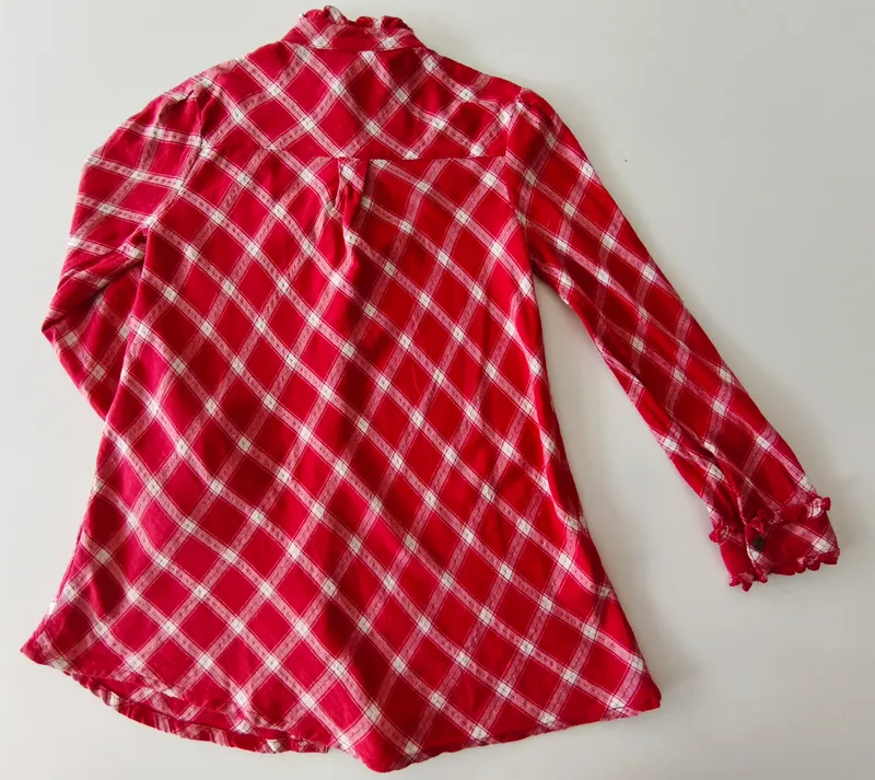 Camisa manga larga. thomas trent. talle 6.