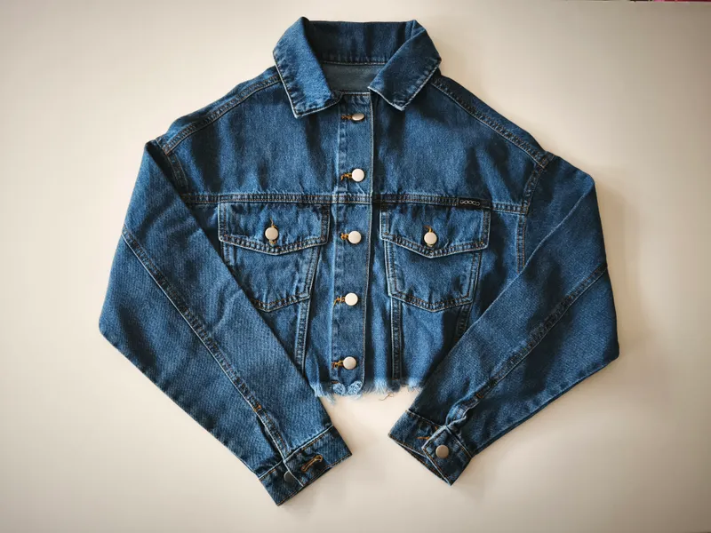 Campera de jean. gooco. talle 16.
