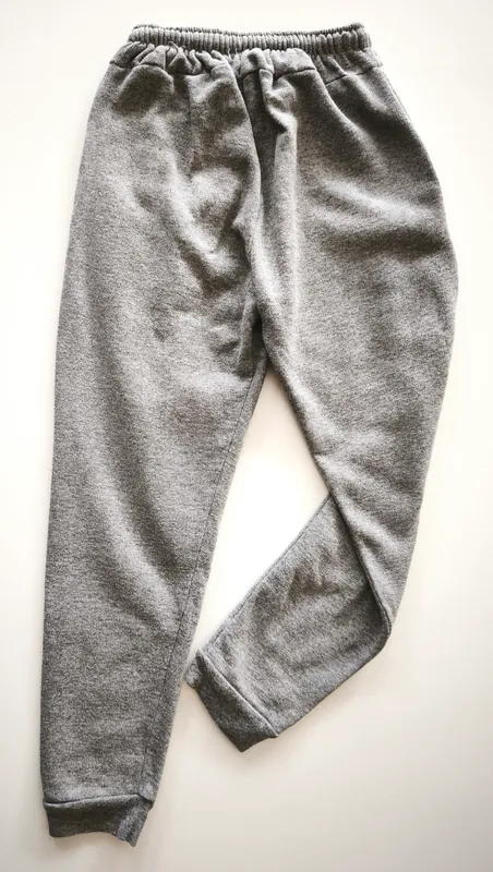 Jogging. talle 7 - 8.