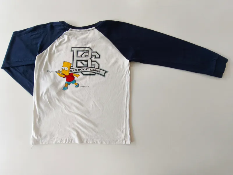 Remera manga larga. the simpons. talle 5 - 6.