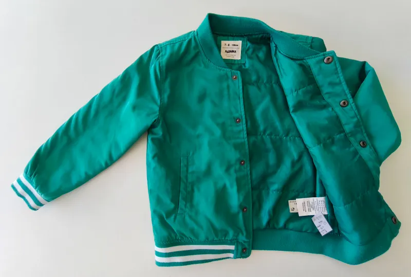 Campera. fuzarka. talle 7 - 8.
