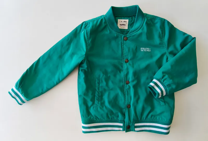 Campera. fuzarka. talle 7 - 8.