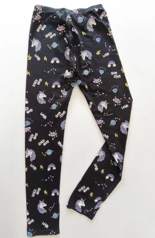 Calza. zara. talle: 9 - 16.