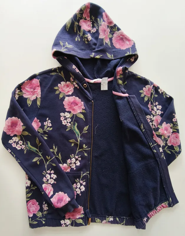 Campera deportiva. h&m. talle: 14.