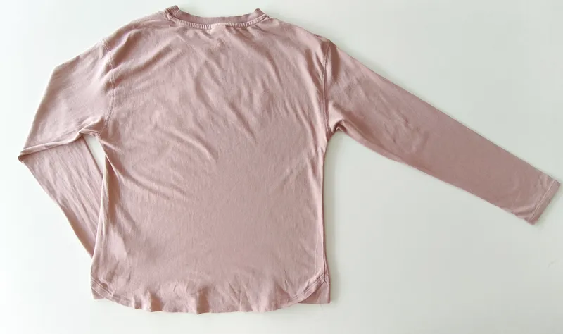 Remera manga larga. zara. talle: 11 - 12.