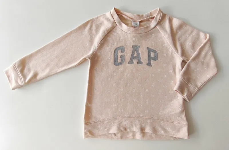 Buzo. gap. talle: 3.
