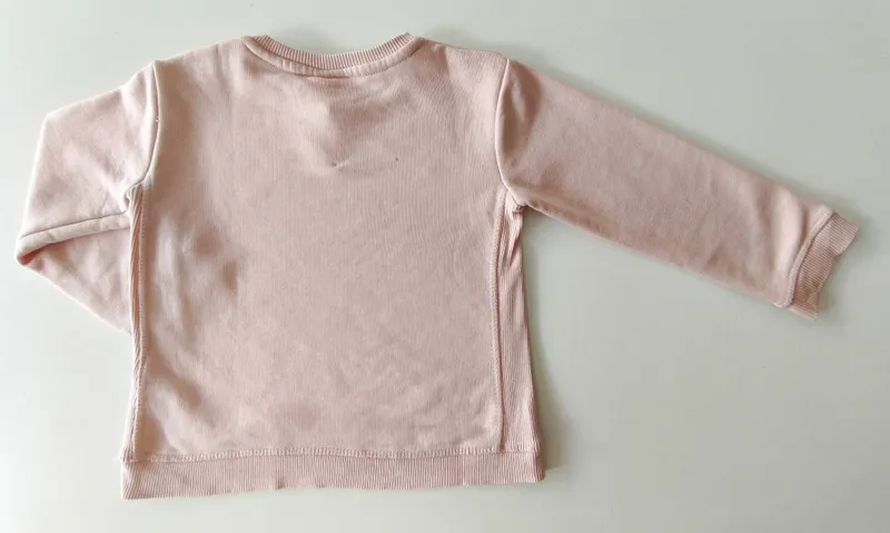 Buzo. zara. talle: 3 - 4.