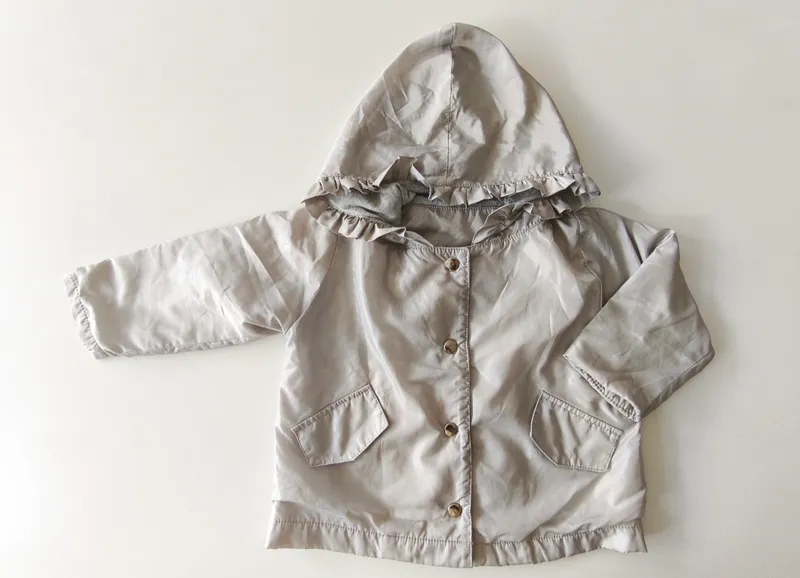 Campera. wanna go. talle: 18 - 24 meses.