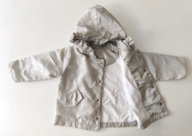 Campera. wanna go. talle: 18 - 24 meses.