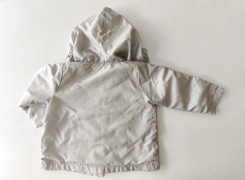 Campera. wanna go. talle: 18 - 24 meses.