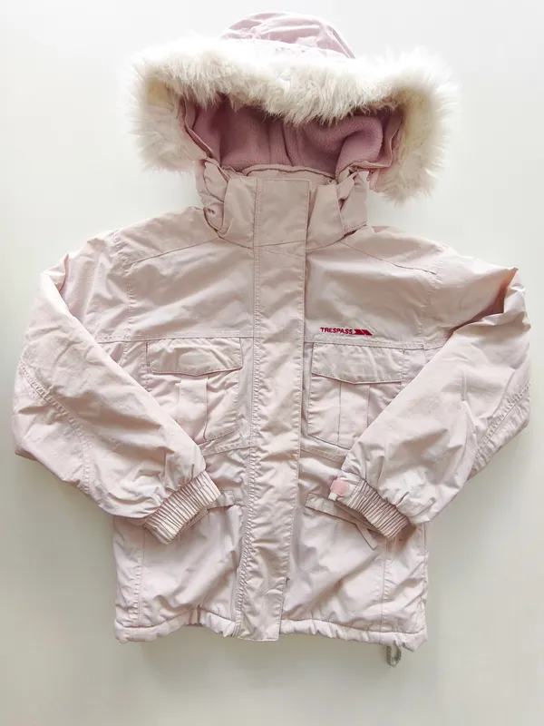 Campera. trespass. talle: 10.
