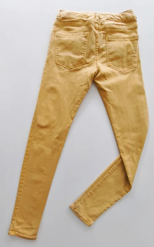 Jean. zara. talle: 13 - 14.